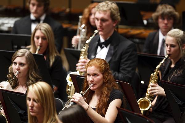 St. Thomas' bands and choirs will present a fall concert on Sunday, Oct. 24, in Orchestra Hall.