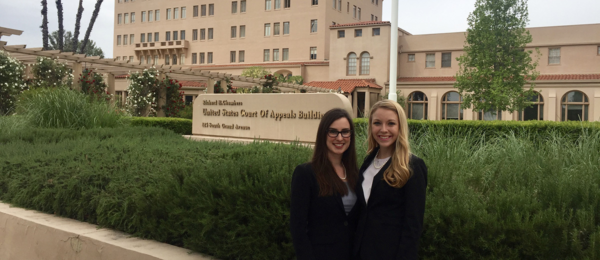 Third-year students in the University of St. Thomas School of Law Appellate Clinic argued a prisoner personal injury case before the U.S. Court of Appeals for the Ninth Circuit in Pasadena, California, on April 7.