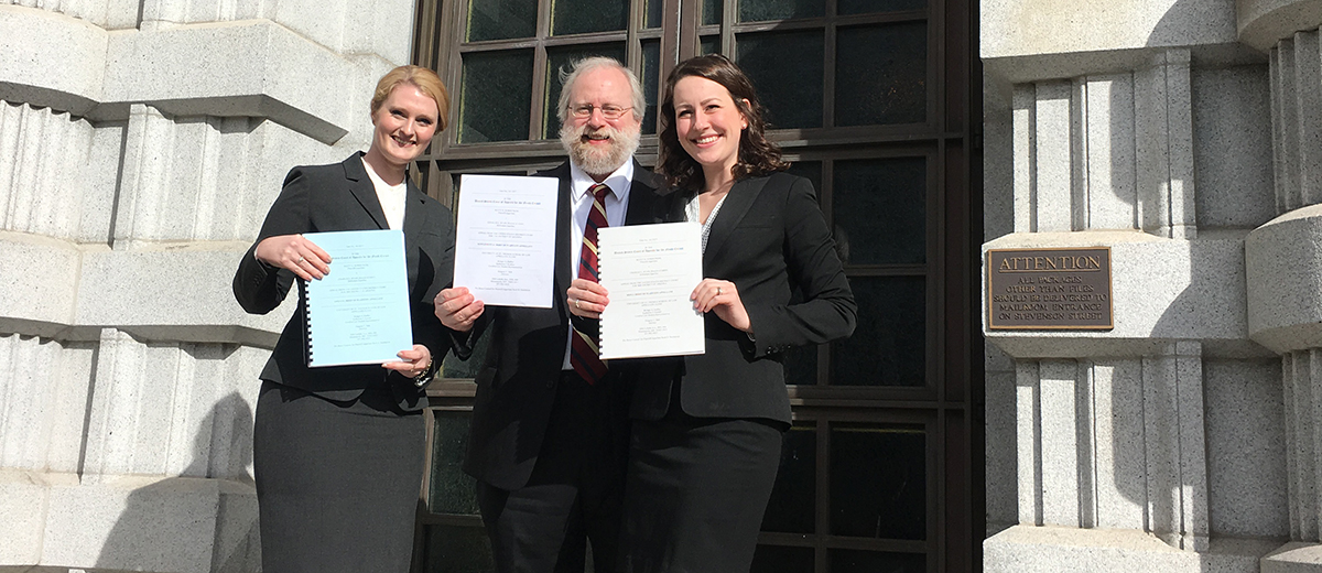 From left, law student Bridget Duffus, Professor Gregory Sisk and law student Katherine Koehler at the U.S. Court of Appeals for the Ninth Circuit in San Francisco.