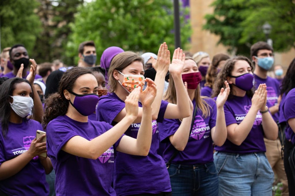 Students cheer during the annual March Out of the Arches event. Mark Brown/University of St. Thomas