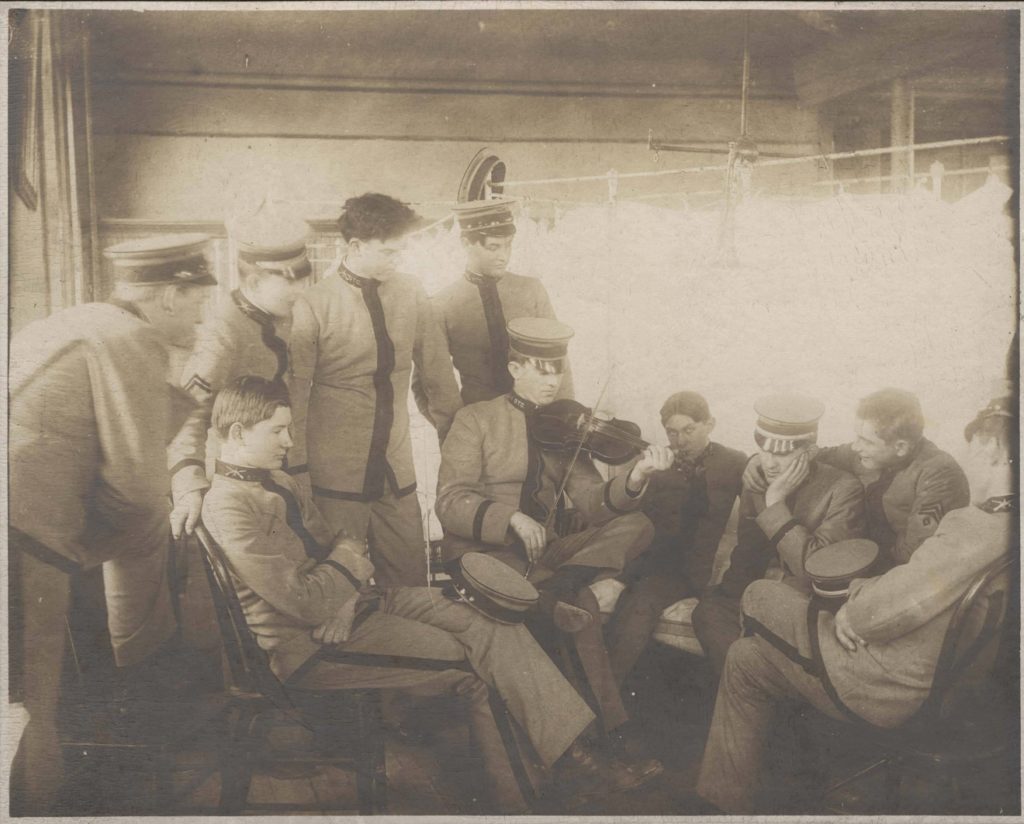 St. Thomas students in 1905.