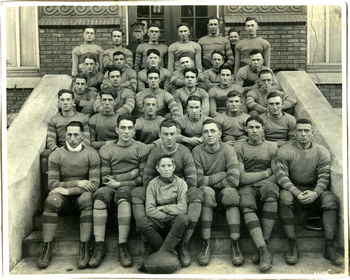 St. Thomas 1922-23 football team.