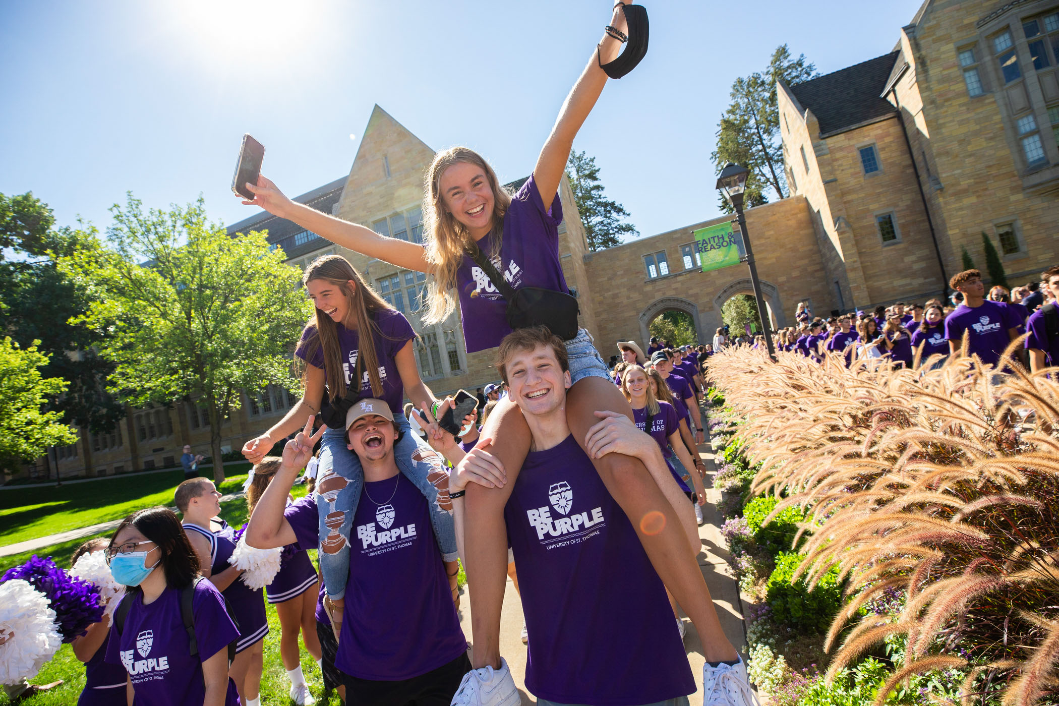 Incoming first-year students participate in the annual “March Through the Arches” ceremony in St. Paul on September 7, 2021.