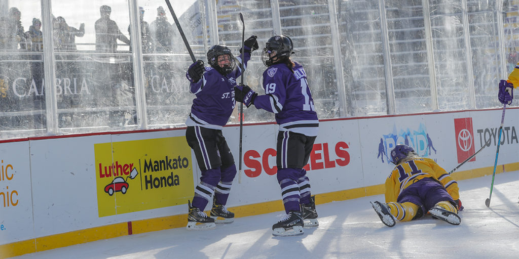Men's Hockey back on home ice to highlight busy sports weekend - The  University of St. Thomas