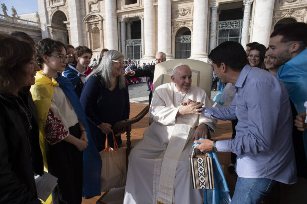 Pope Francis and St Thomas Students