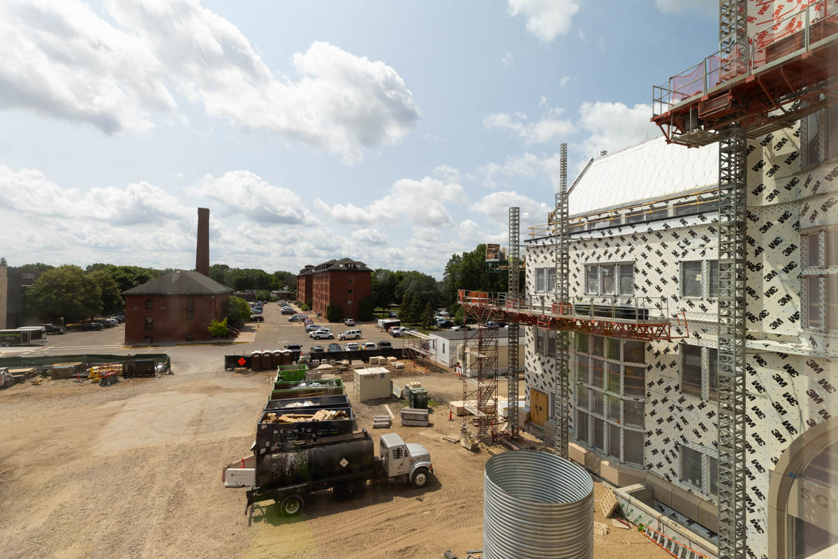 Schoenecker Center on the Road to Completion - Newsroom | University of ...