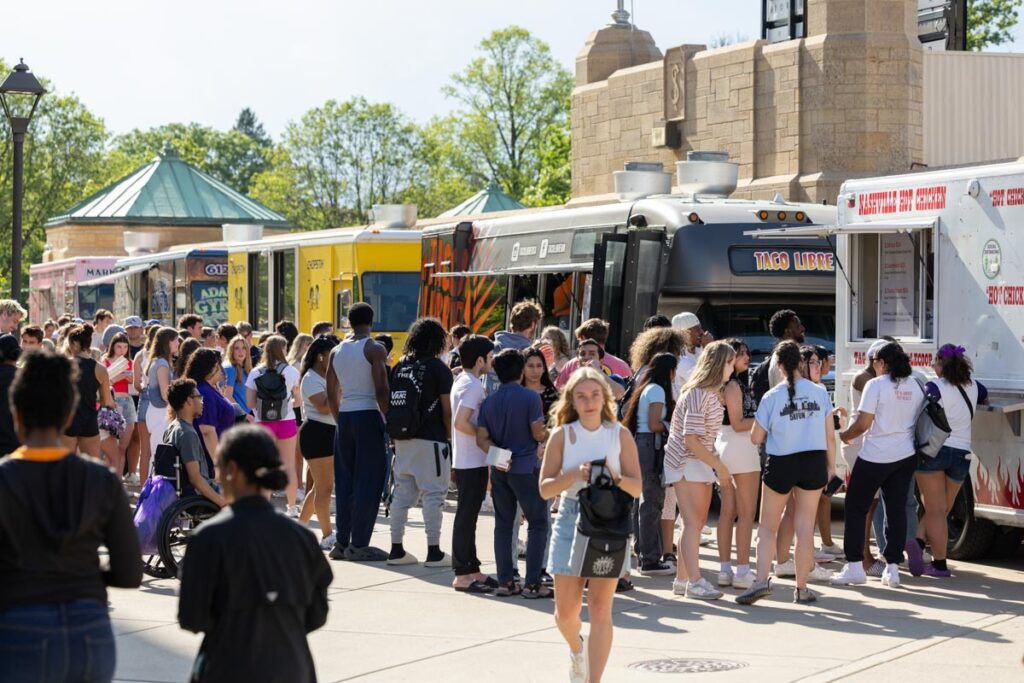 Students visit food trucks