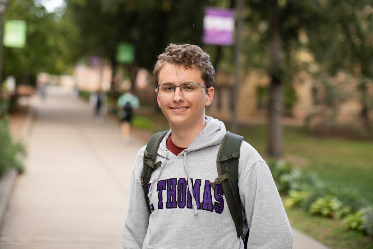 Thomas Edstrom headshot.