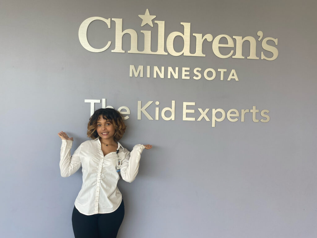 DFC Scholar Rina Gonzalez at Children's Minnesota internship