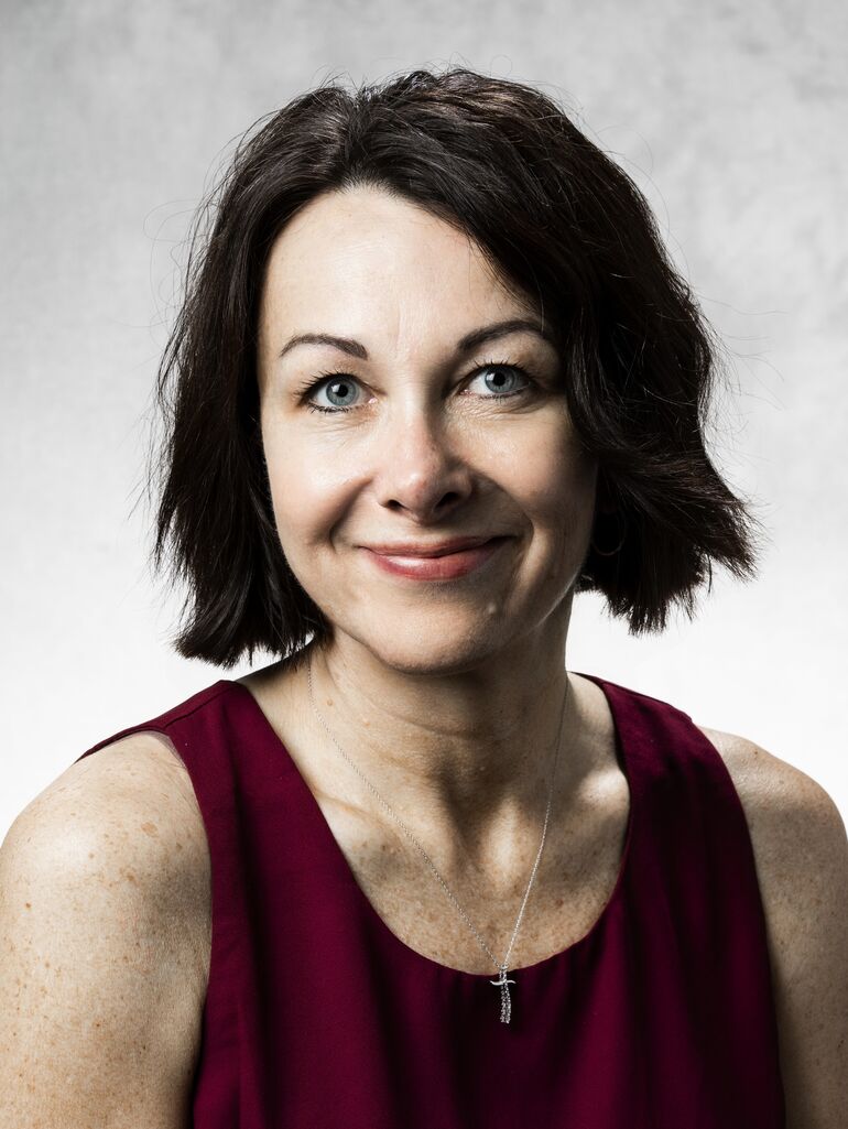 Dr. Amy Hedman-Robertson