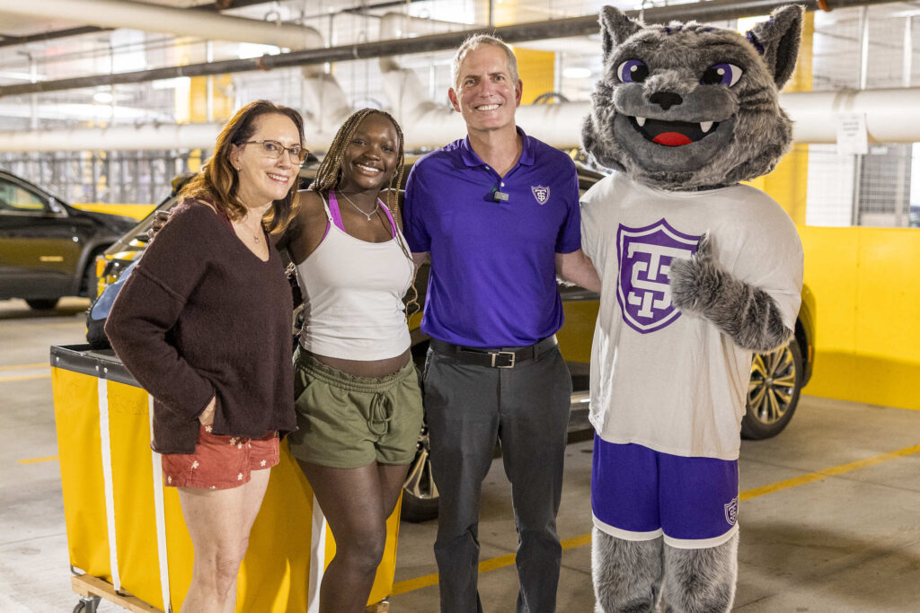 President Vischer with new student family