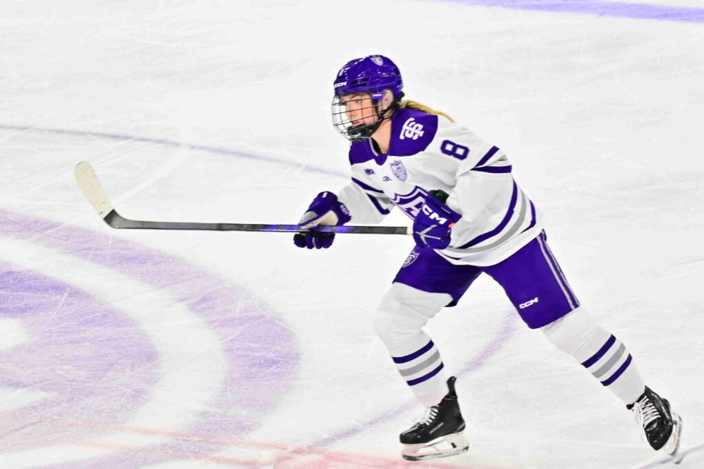 Sadie Linsday skating