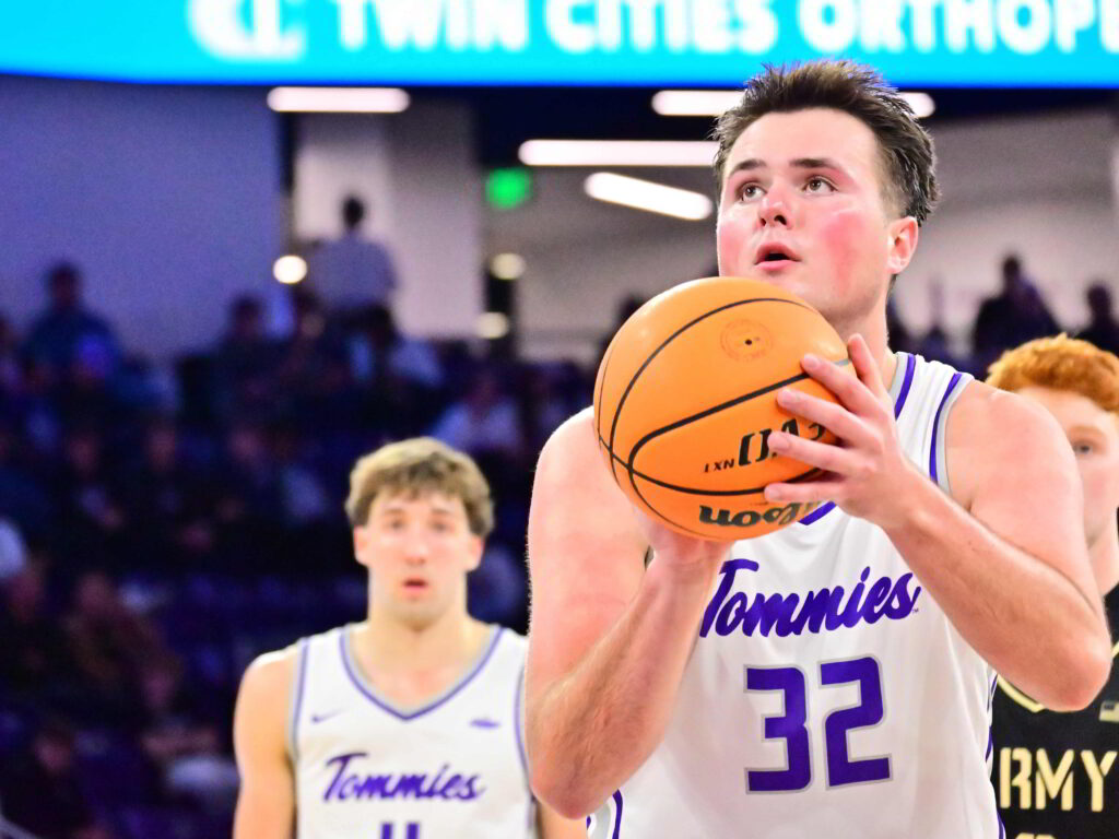 Carter Bjerke attempting a free throw