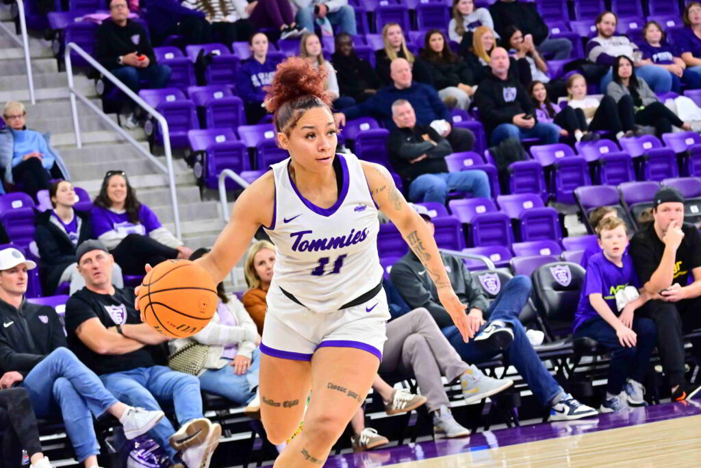 Jada Hood dribbling
