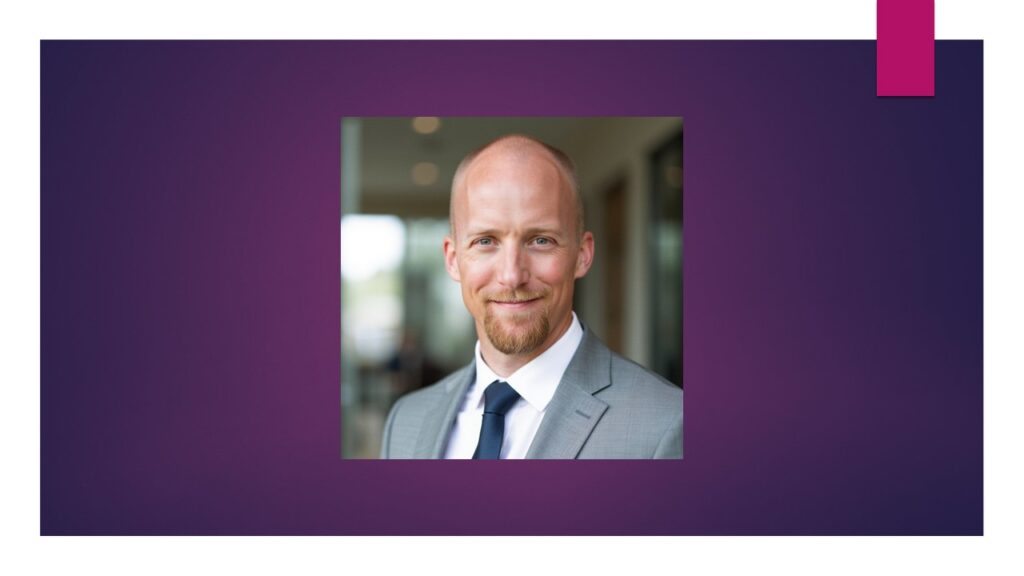 Wade Holmberg headshot.