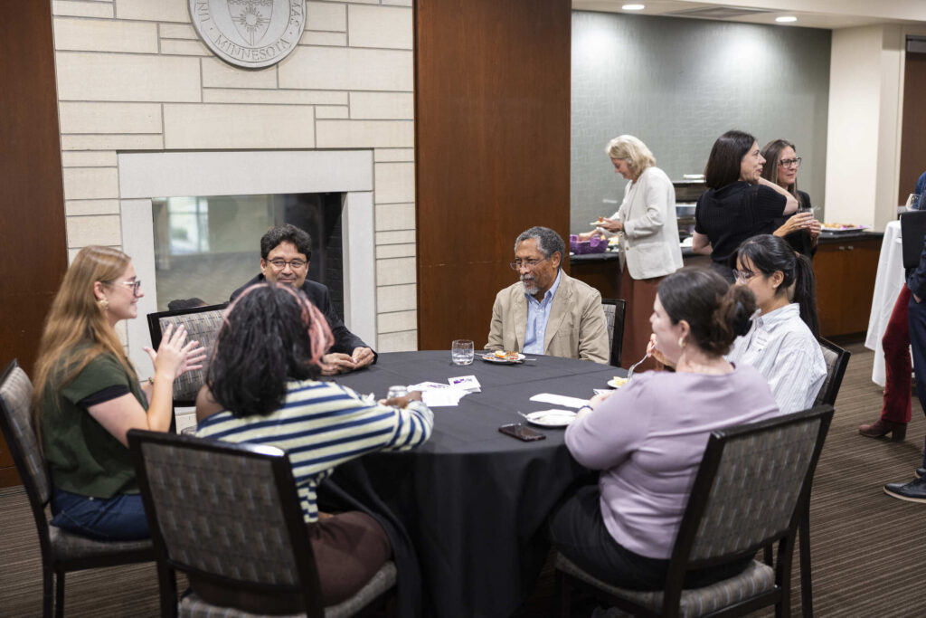 Percival Everett sits down with students.